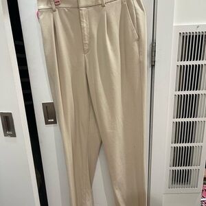 Classic Beige Uniqlo Women’s Dress Pants